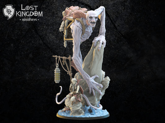 Antonette the Headlight and Trench Collector